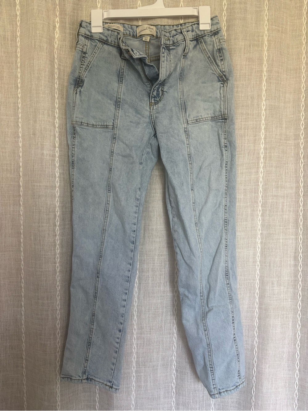Universal Thread Light Blue Denim Jeans with Contrast Stitching